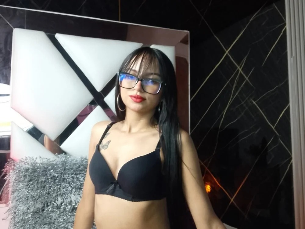 antho_nella1 Chatroom