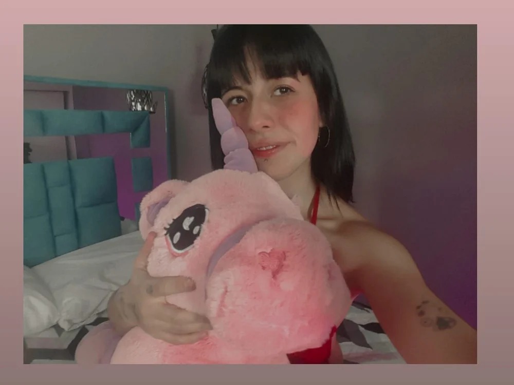 aphril_bluee Chatroom