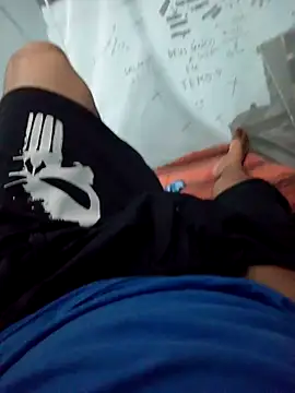 ares-mitnick Chatroom