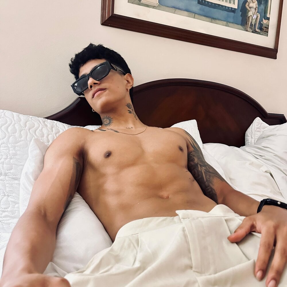 aress_damon Chatroom