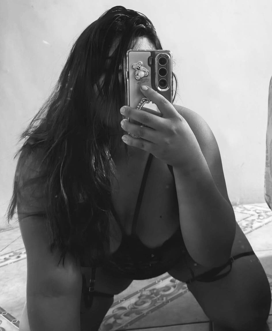 ariana_cossio Webcam Profile Picture ariana_cossio Chatroom
