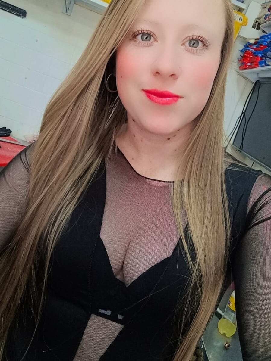 arianna_blonde Chatroom