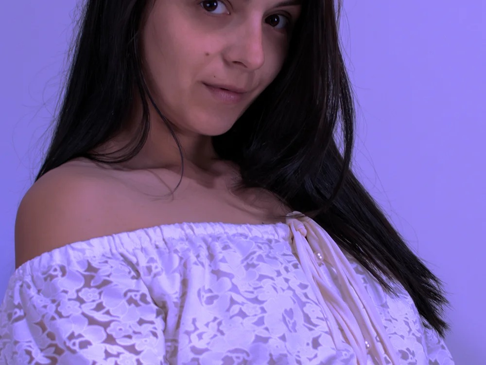 ariellevibe Chatroom
