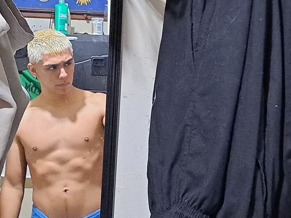 arturo__butera Chatroom