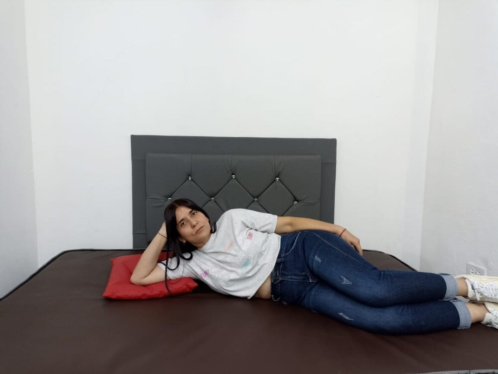 asiaath Chatroom
