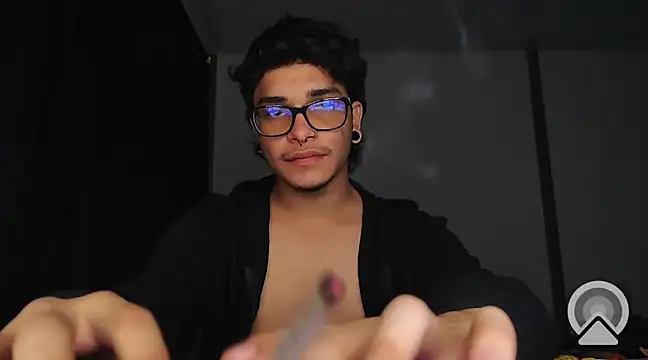 astaroths_30 Chatroom