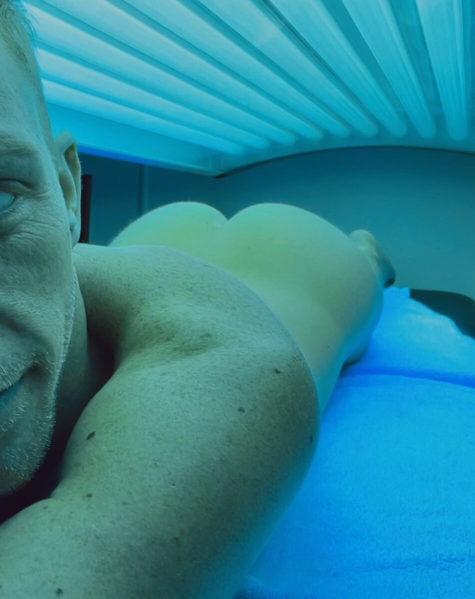 aus_guy93 Chatroom