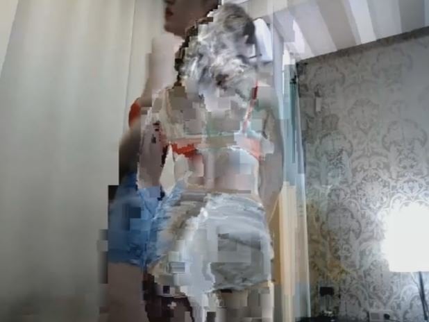 awesome_jessy_xh Chatroom