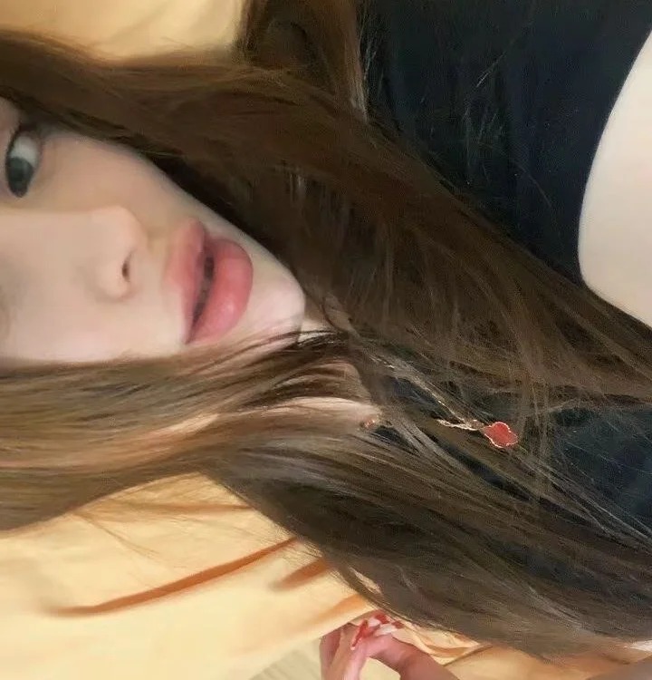 aylinrush Chatroom
