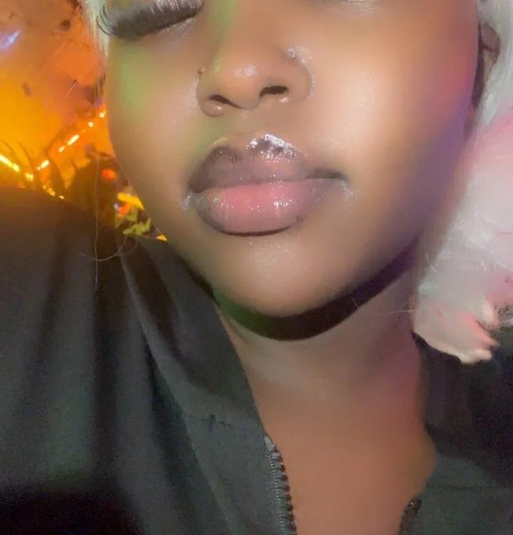 baesassy Chatroom