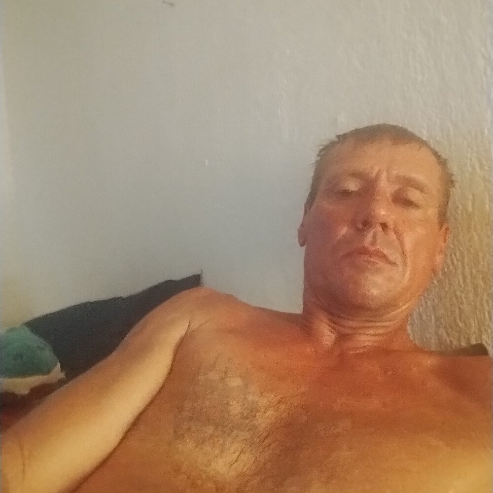 baldblondeshaven Chatroom