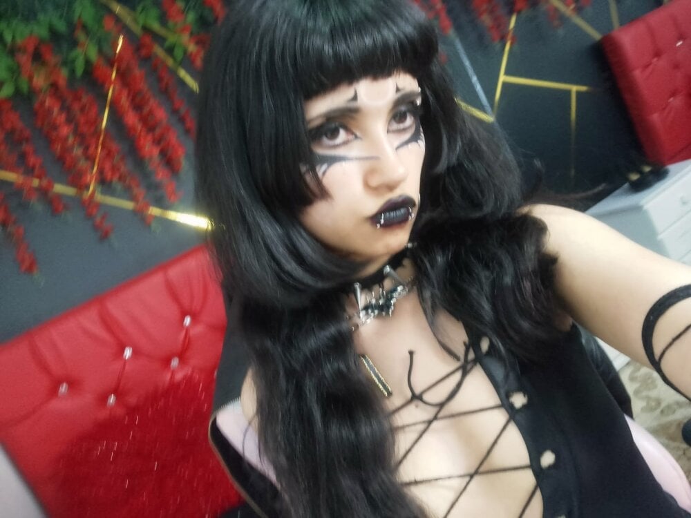 bathoryariax Chatroom