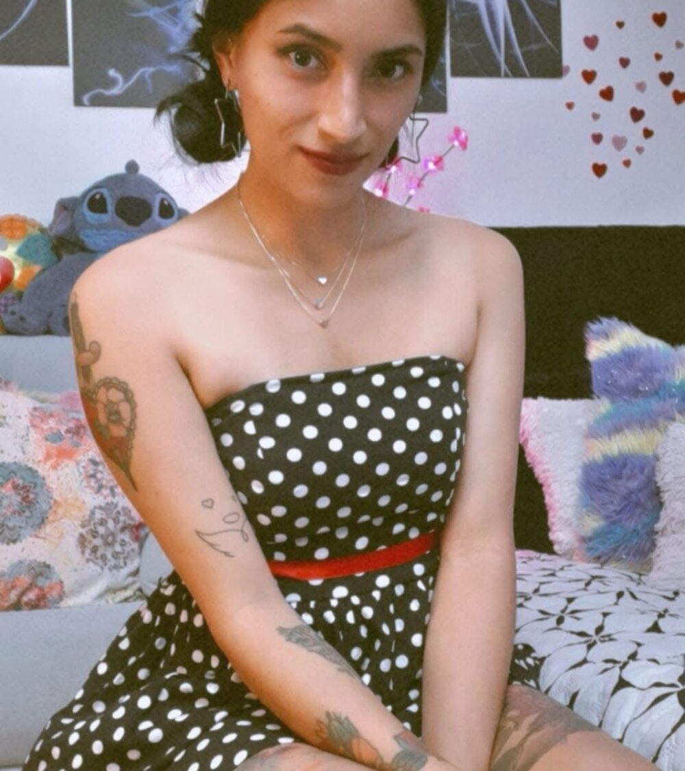 bellazomb Chatroom