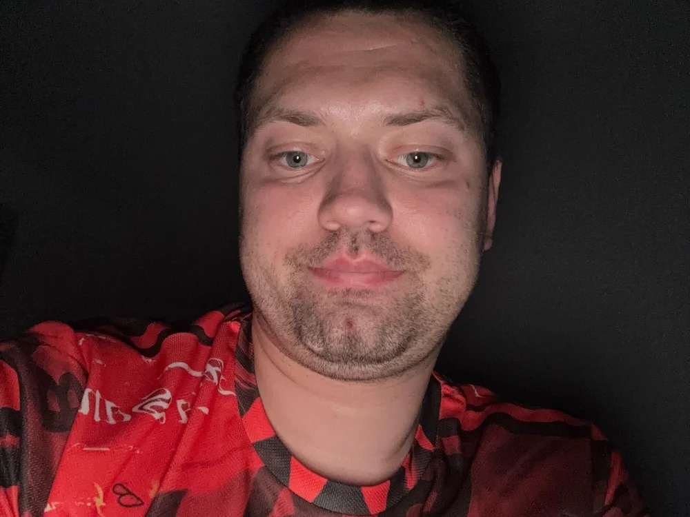 bennyamstein29 Chatroom