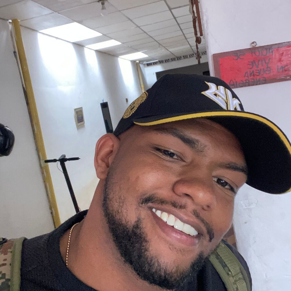 big_blackmen19 Chatroom