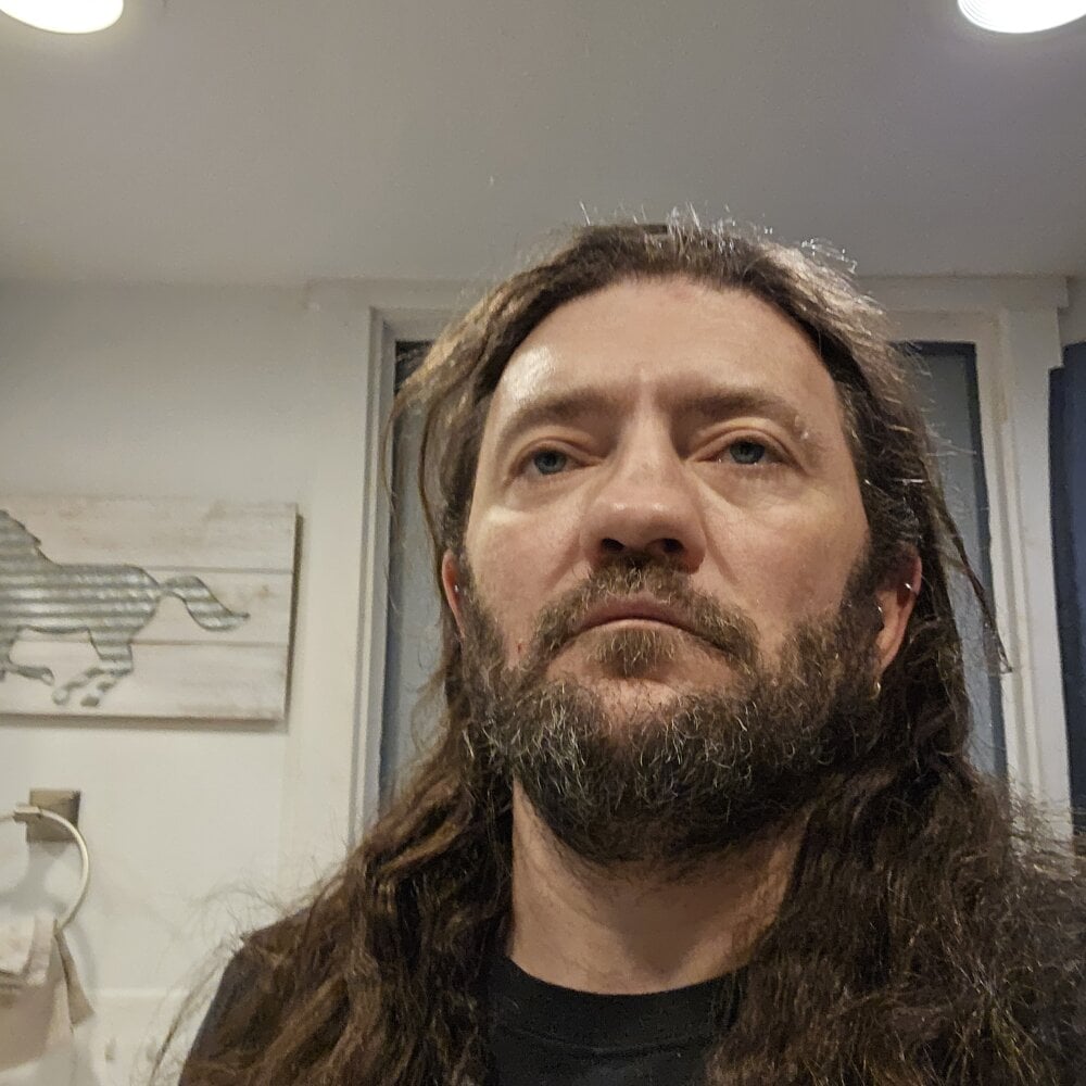 bigboldnpeirced Chatroom