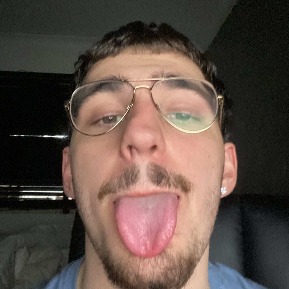 bigboy8077 Chatroom
