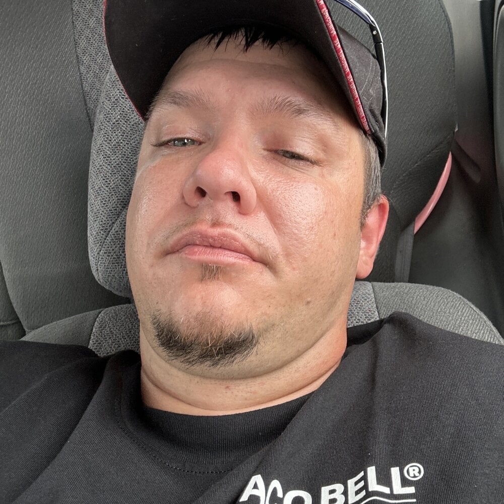 bigdickdaddy12691 Chatroom