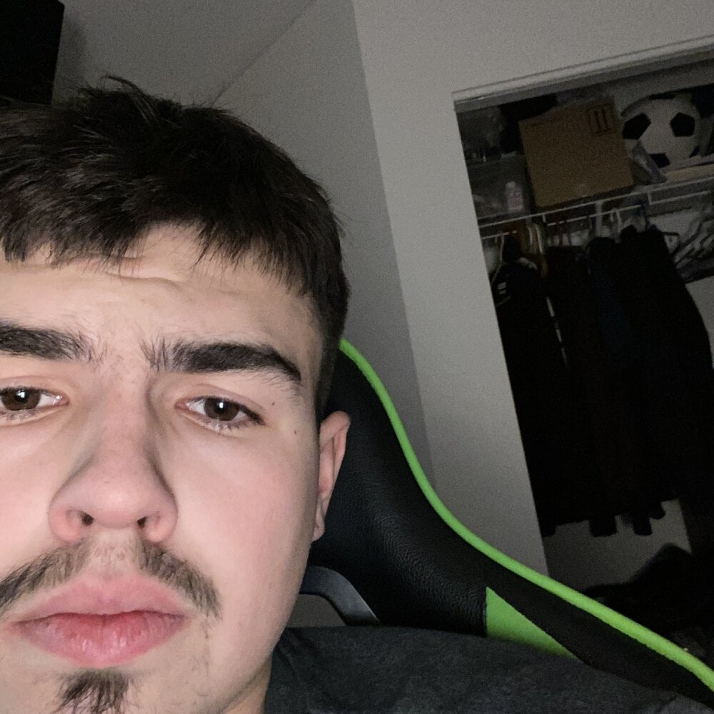 bigdicksamystraw Chatroom