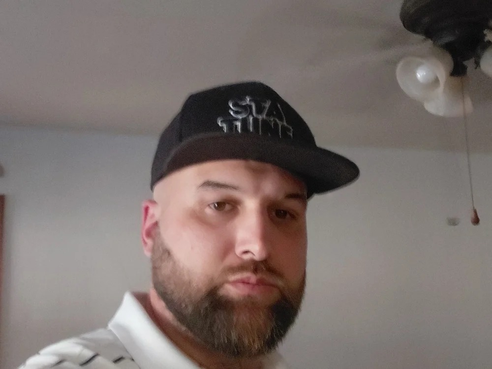 biggBoy86 Chatroom