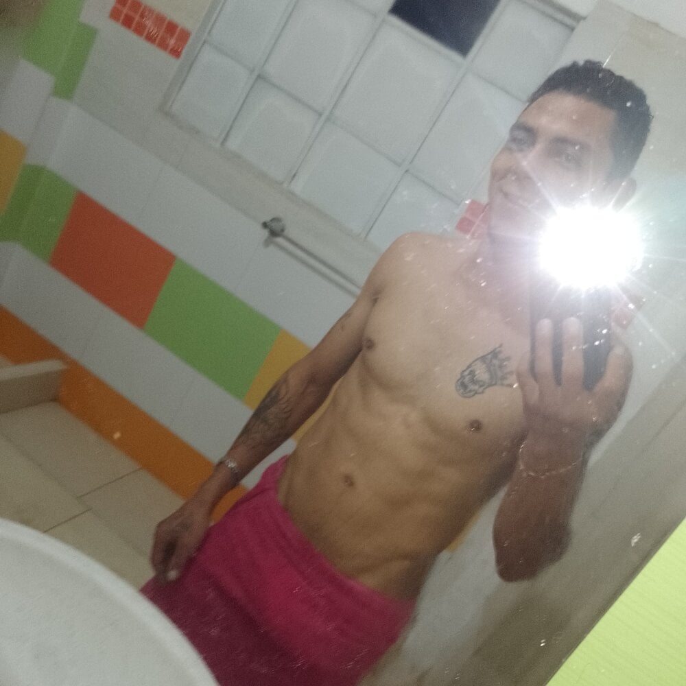 bili36 Webcam Profile Picture bili36 Chatroom