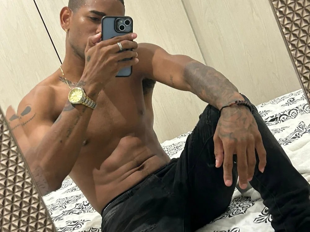 blacked_69 Chatroom