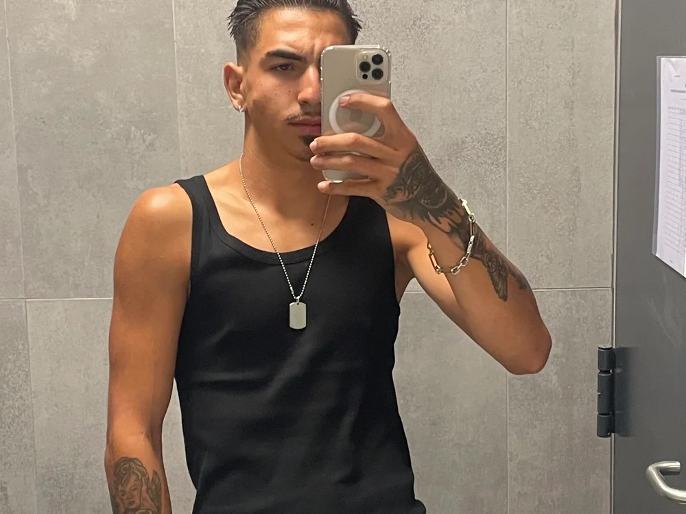 bogdanandreiiii Chatroom
