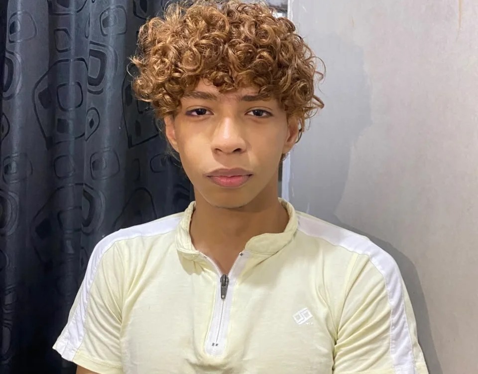 boys_curlys Chatroom