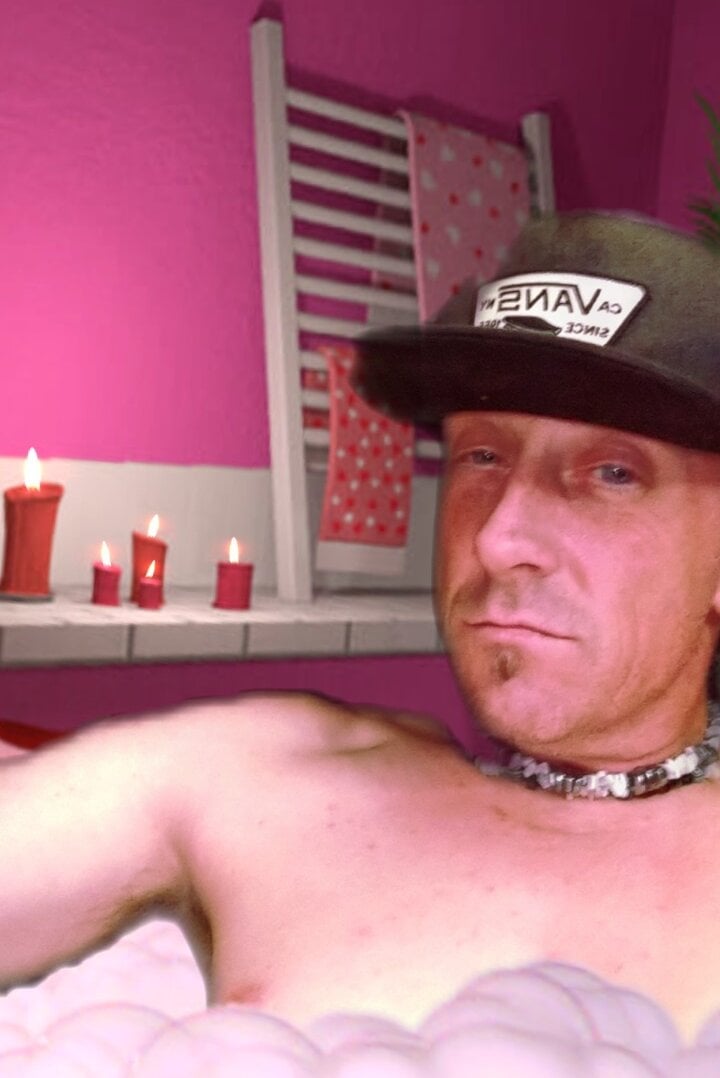 brandonpatteson Chatroom