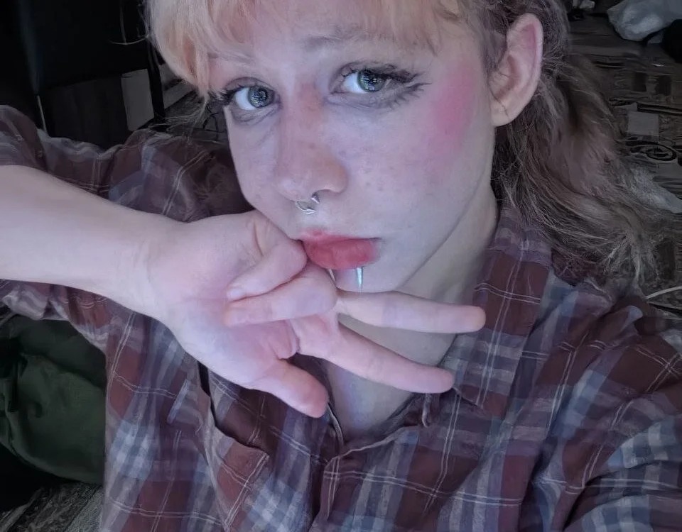 brkn_doll Chatroom