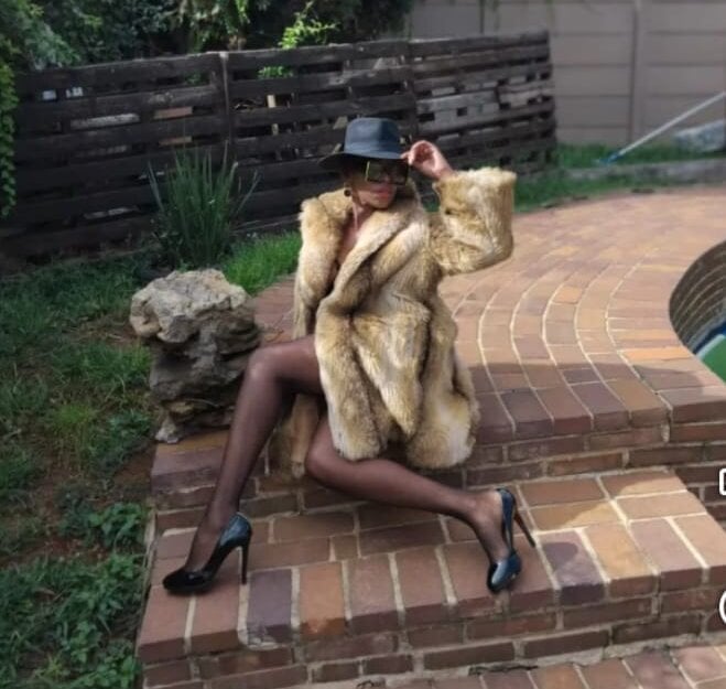 browngoddes Chatroom