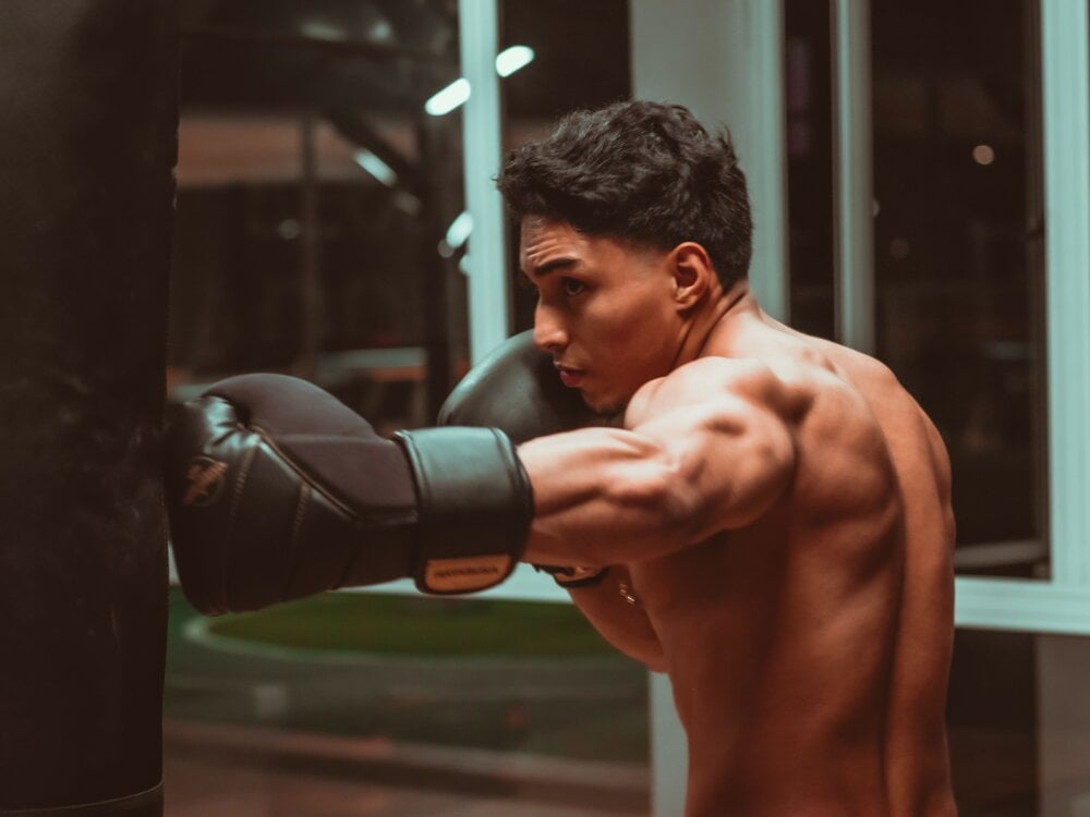 bruce_roldan Chatroom