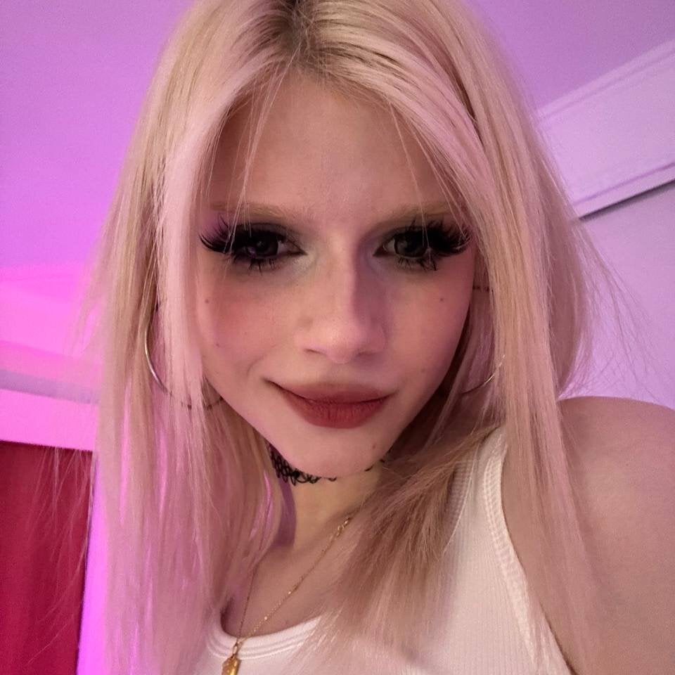 bunnyirisluv Chatroom