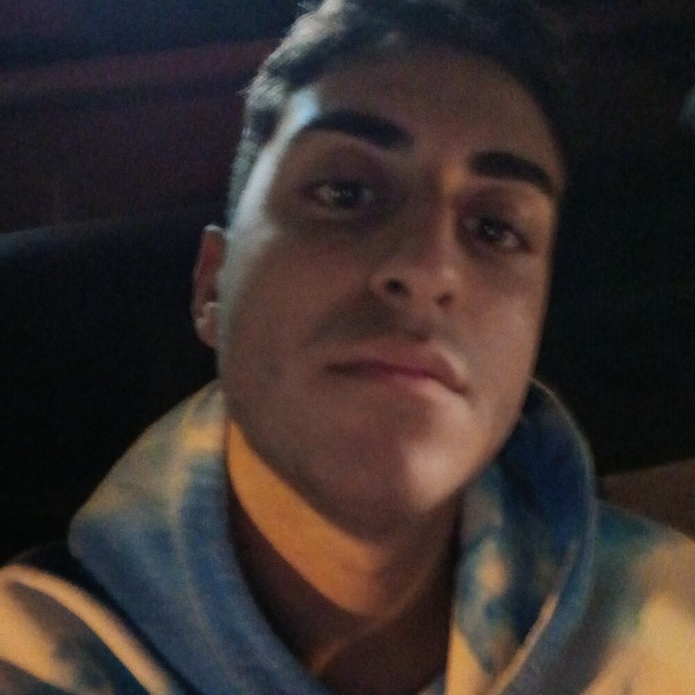 burak682 Webcam Profile Picture burak682 Chatroom
