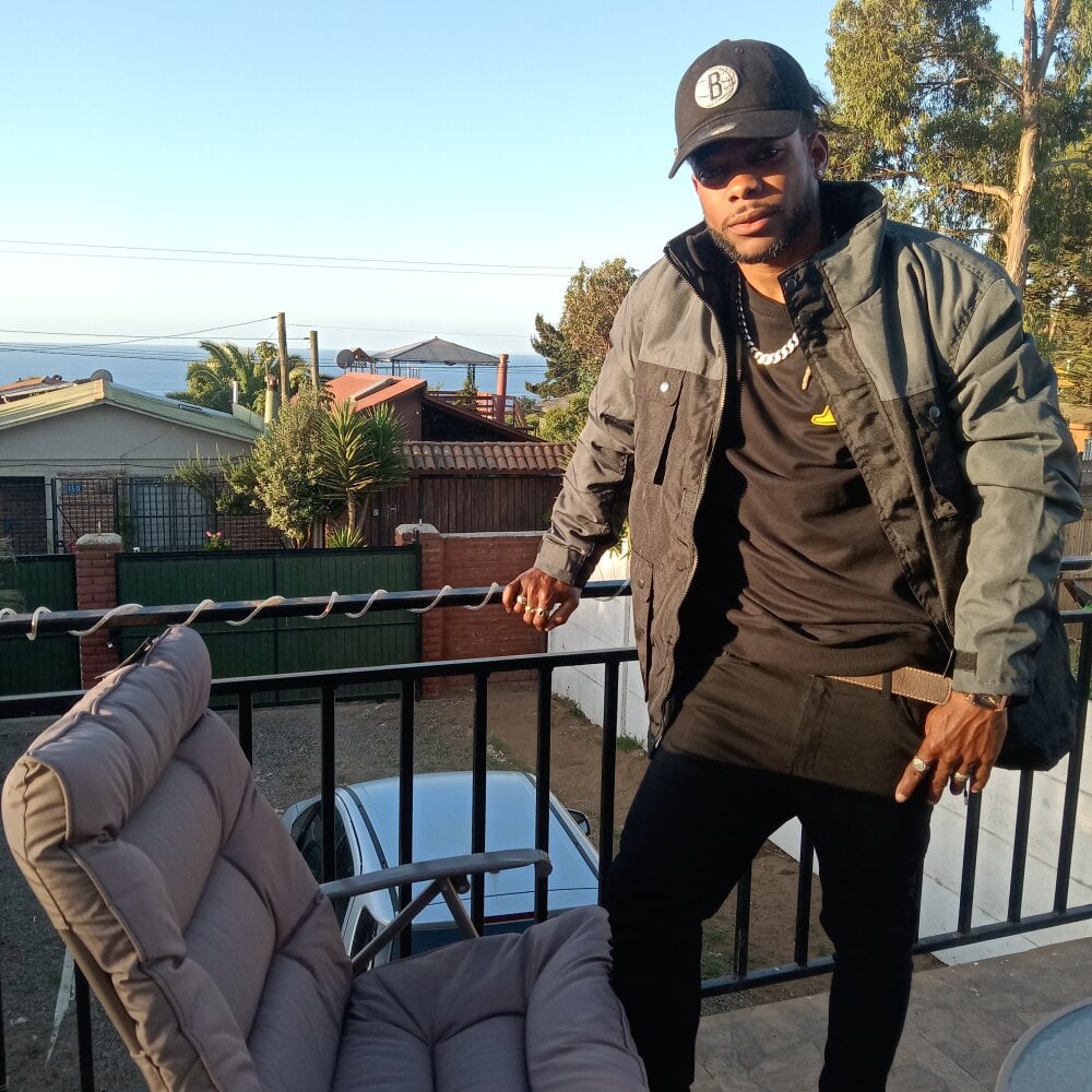 calientoboy Chatroom