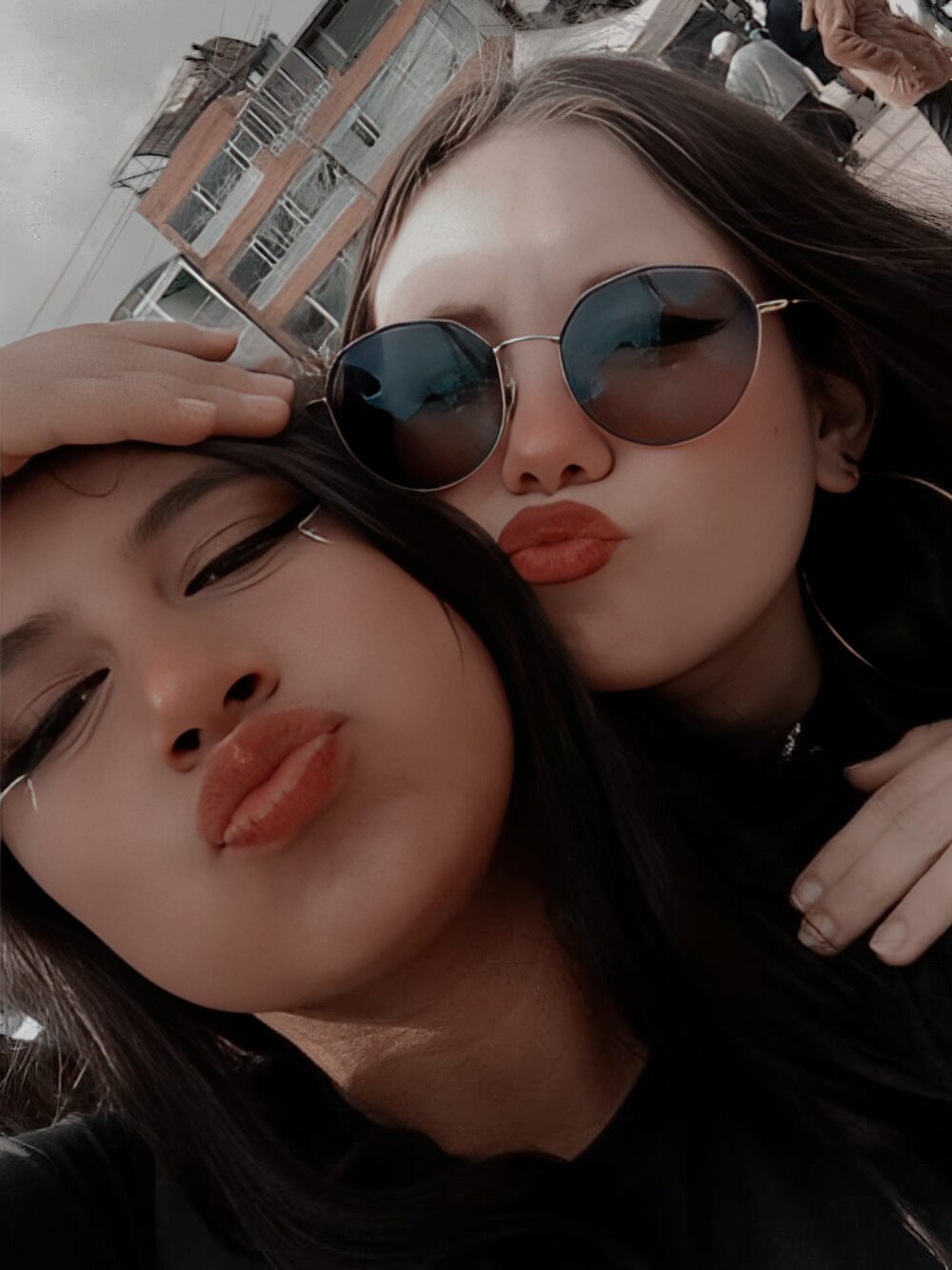 cameron_april Chatroom