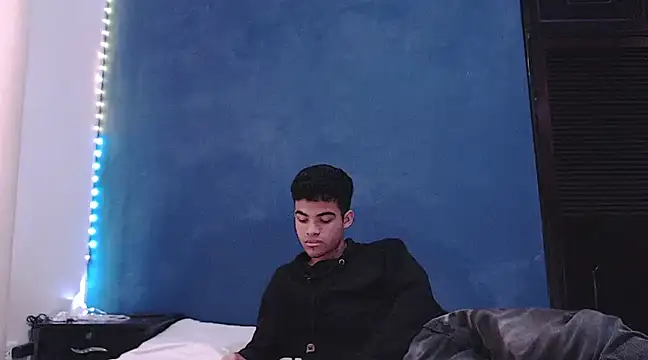 camillo_beischel_ Chatroom