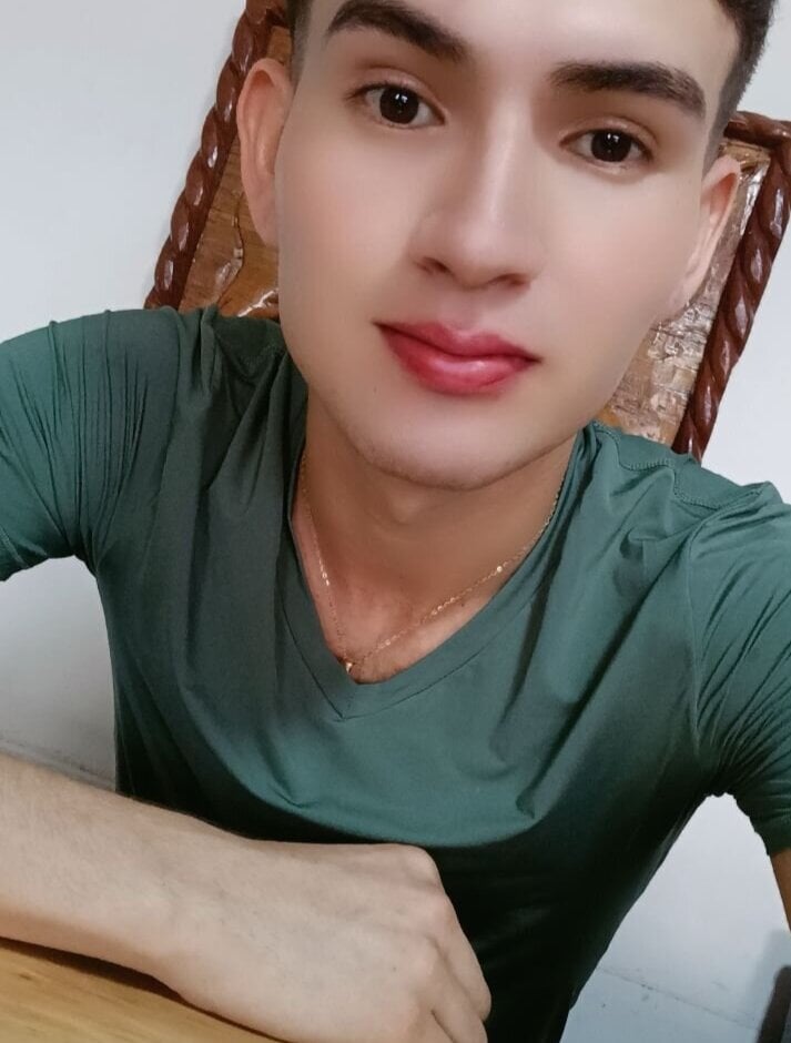 camilo_model Chatroom