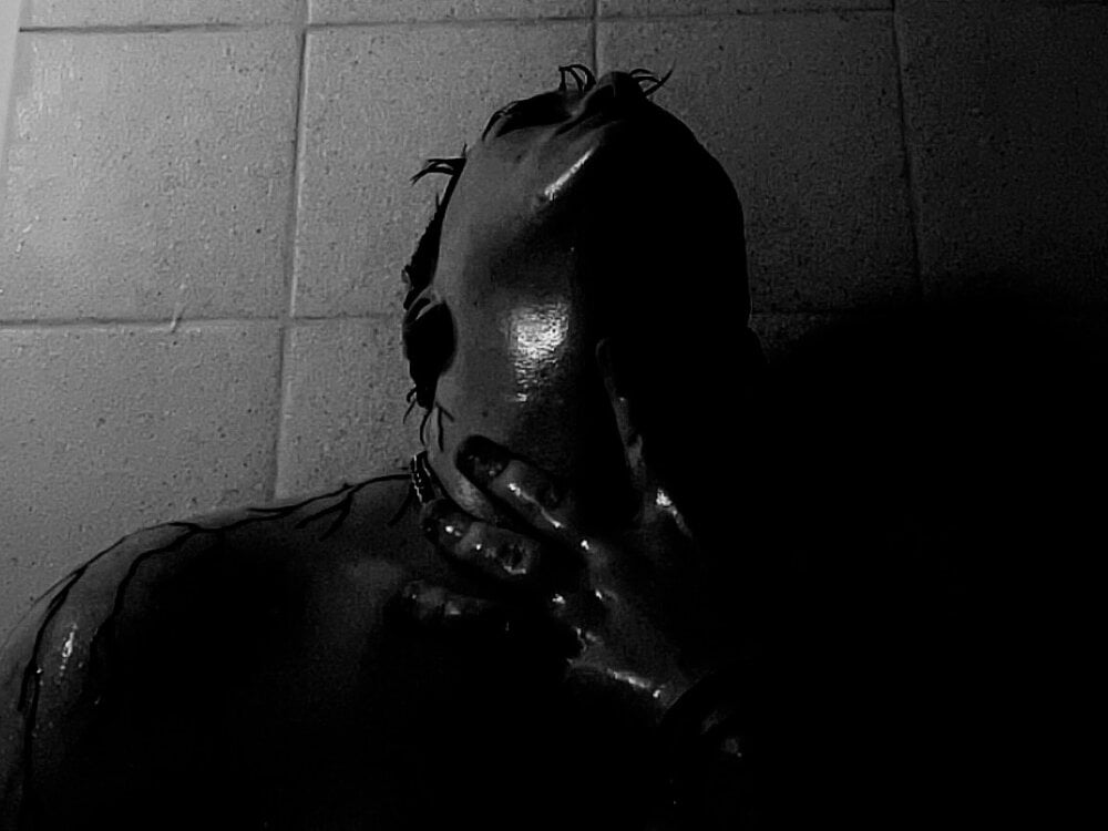 captaine_pioupiou Webcam Profile Picture captaine_pioupiou Chatroom