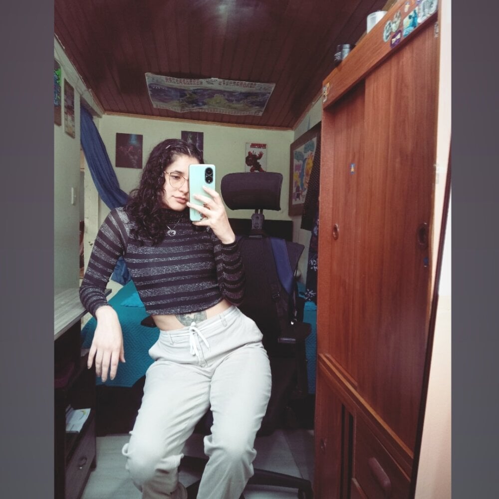 caramel-hotty Chatroom