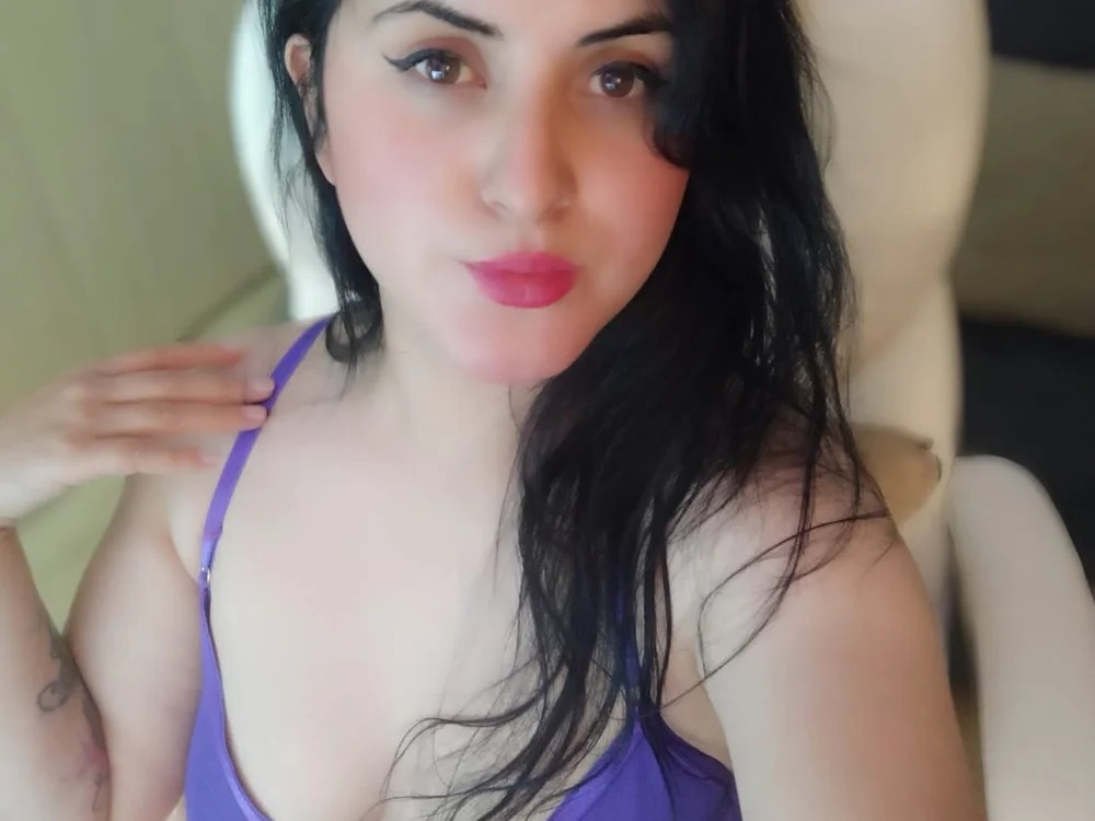 caro_leon Chatroom