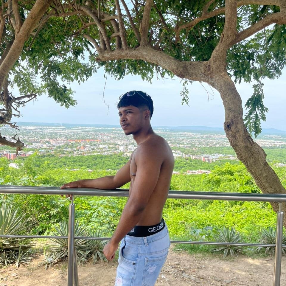 cassian_gold Chatroom