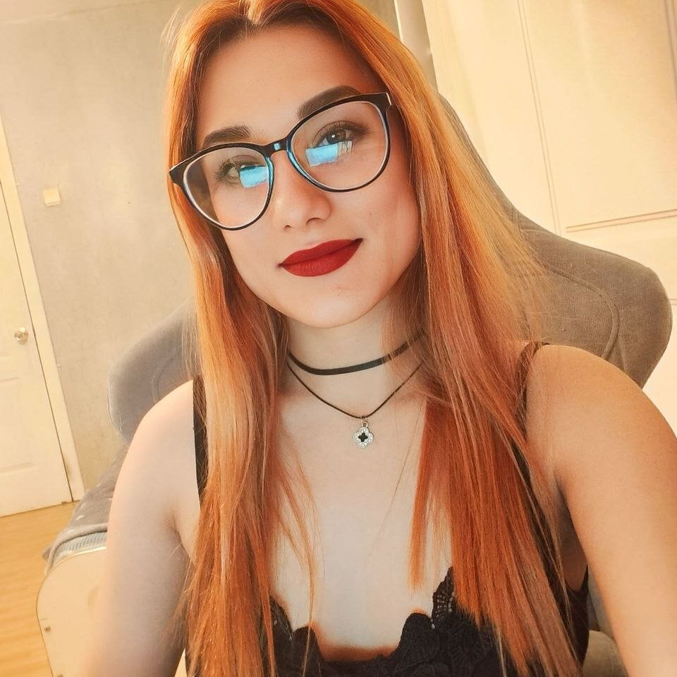 cassieholland Chatroom