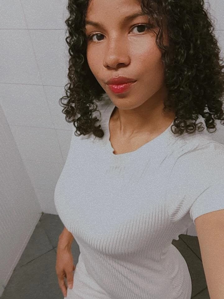 catiusca_reyes_03 Chatroom