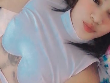 celestee-well's Live Webcam celestee-well