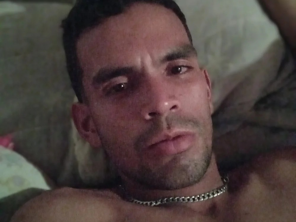 cesarv1 Chatroom