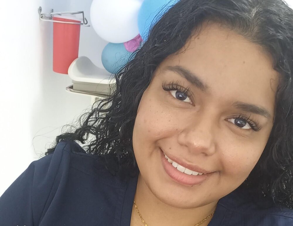 charlott_divine Chatroom