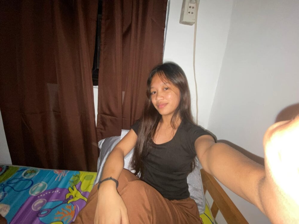 charms_virgin Chatroom