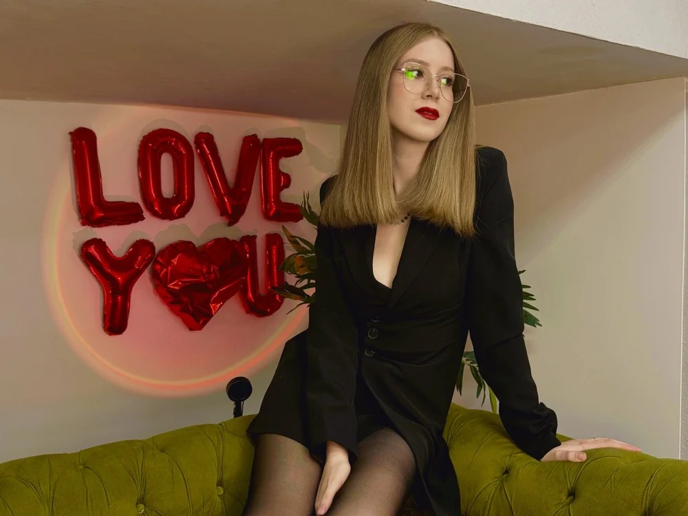 cheeky_chick Chatroom
