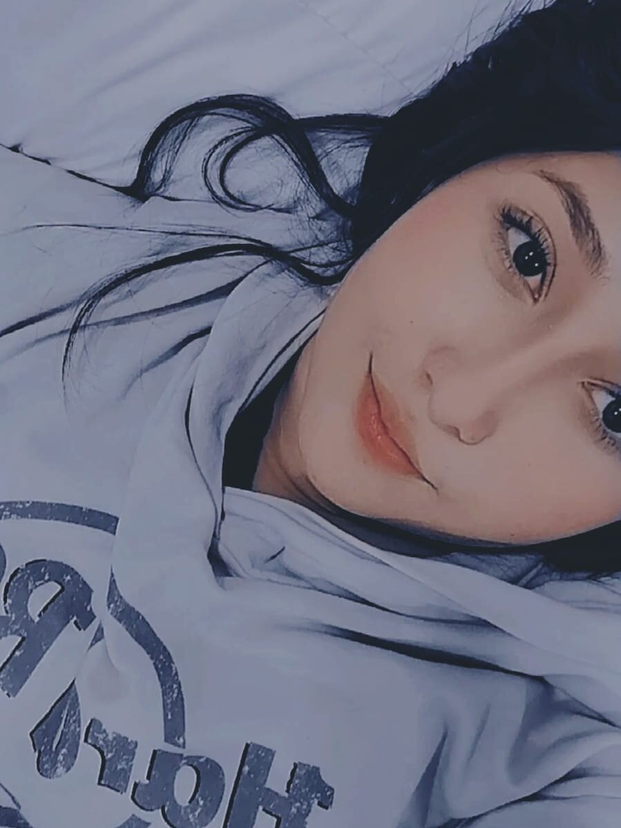 cherrycurvyyy Chatroom